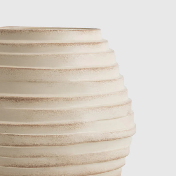 مزهرية ستراتا